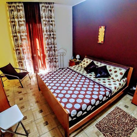 Planet Rooms Бронте Экстерьер фото